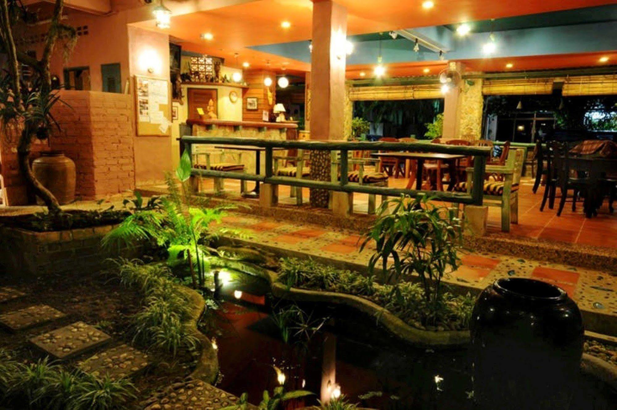 Casa Brazil Homestay Karon Exterior photo