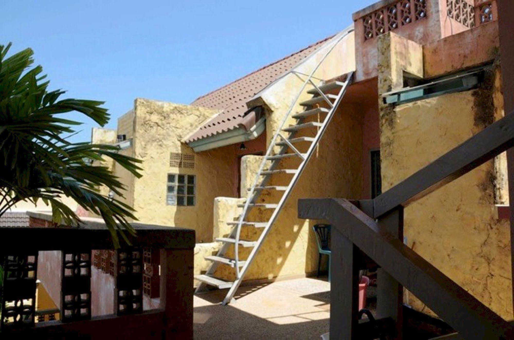 Casa Brazil Homestay Karon Exterior photo