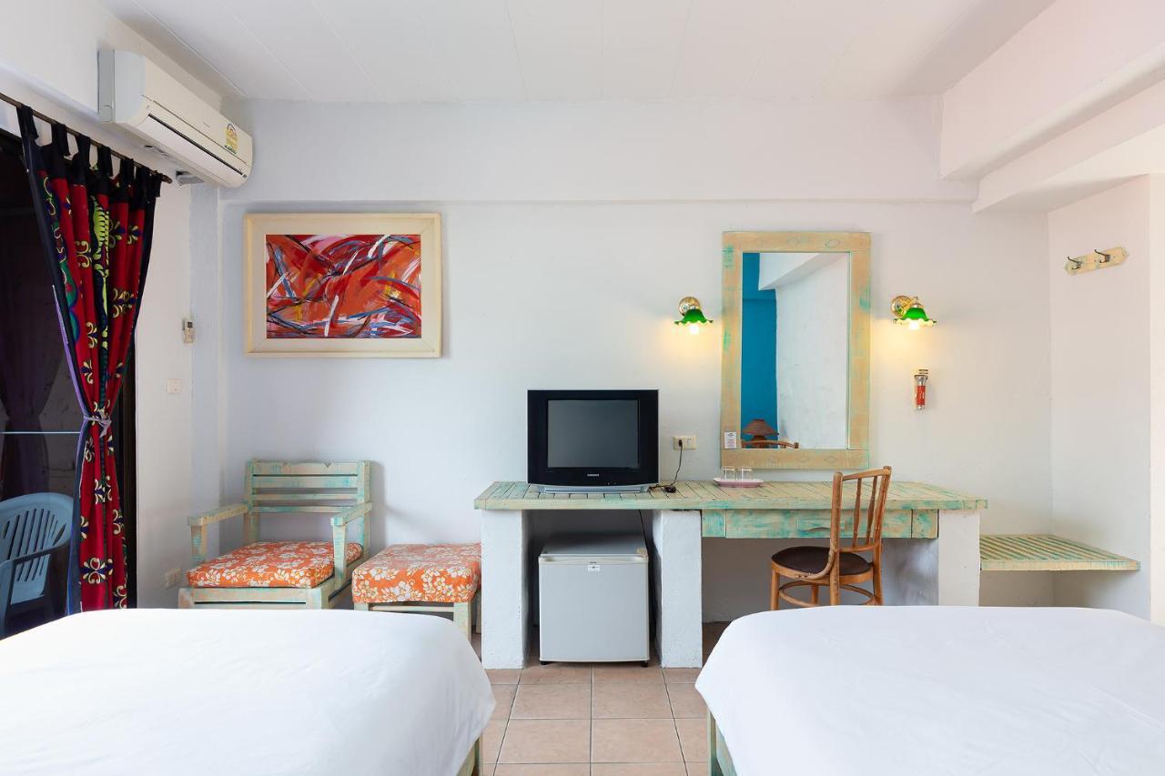 Casa Brazil Homestay Karon Exterior photo